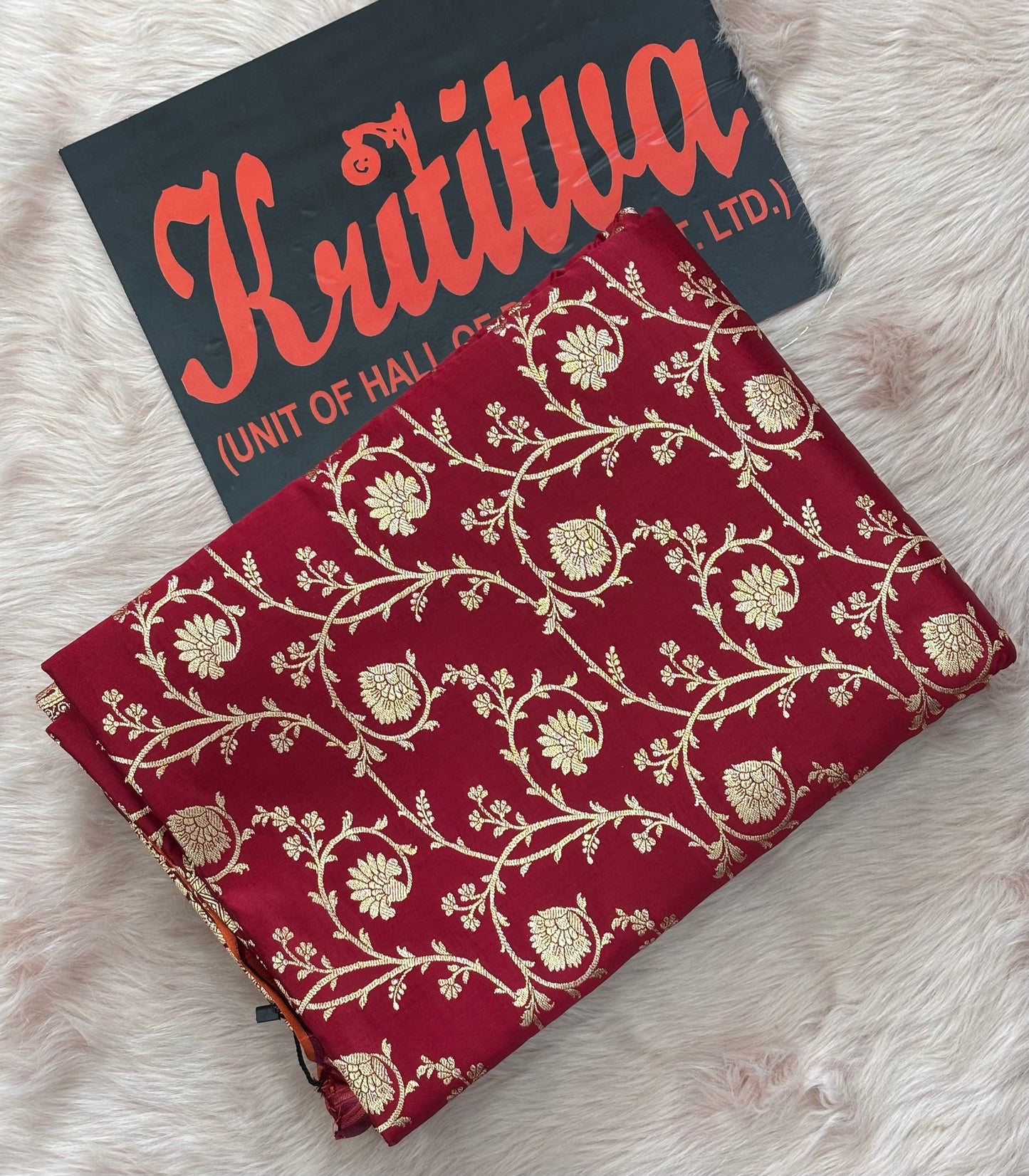 BANARASI KATAN WEAVING FULL ZAAL BOOTIES WORK , MESMERISING BANARASI SAREE IN RED COLOUR