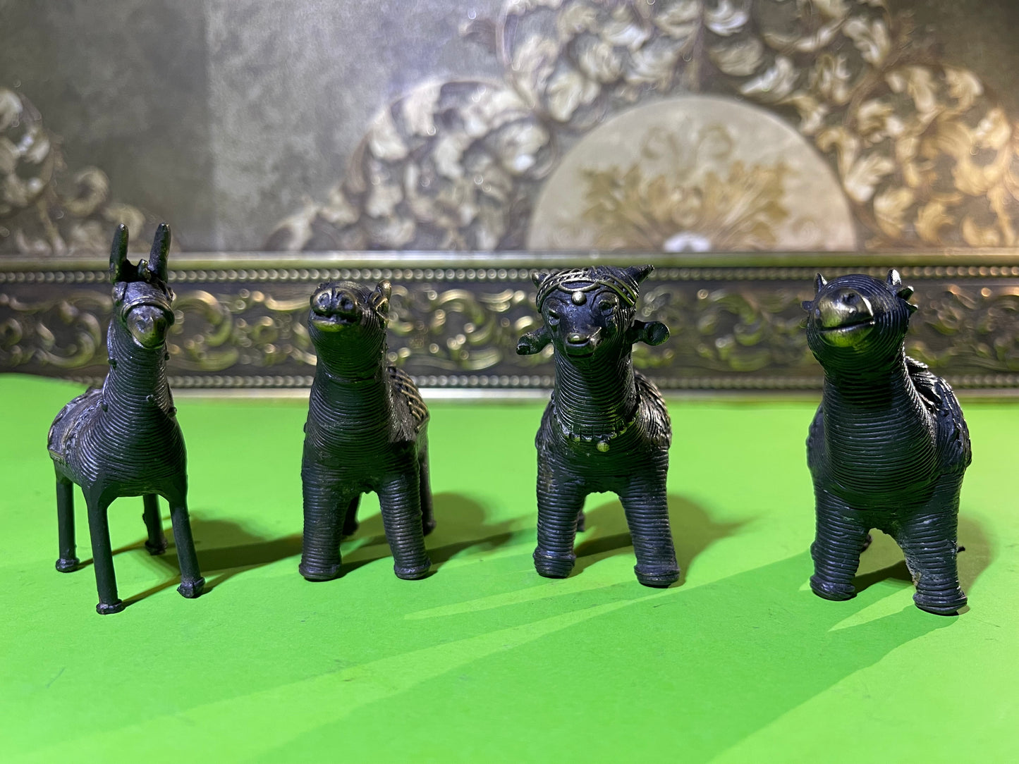 Z .ANTIQUE FORM STATUE FIGURE OF 4 FARM ANIMAL COLLECTION