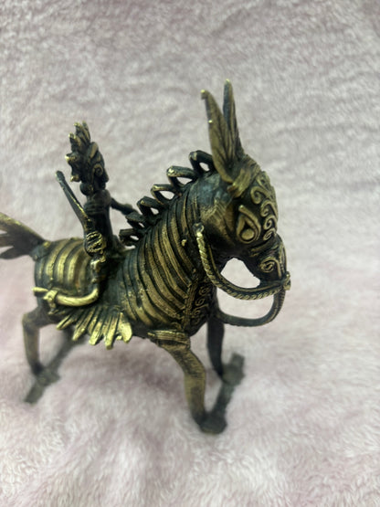 Z.A ROYAL HORSE WITH RIDER .IN ANTIQUE FIGURE