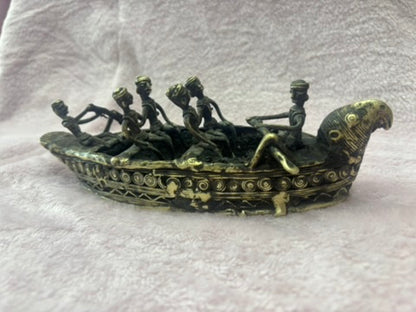 Z .ANTIQUE FORM STATUE OF A BIG DECORATED ROYAL BOAT WITH MEN.