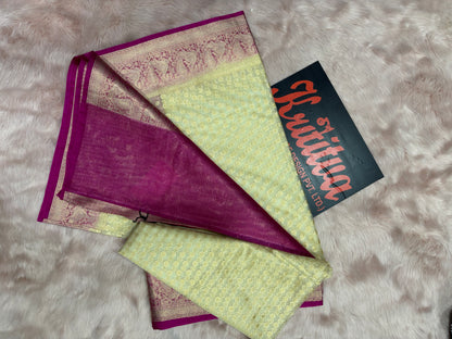 BEAUTIFUL  SAREE IN DUAL CONTRAST SHADES WITH SMALL BOOTIES AND TRADITIONAL WEAVING BORDER