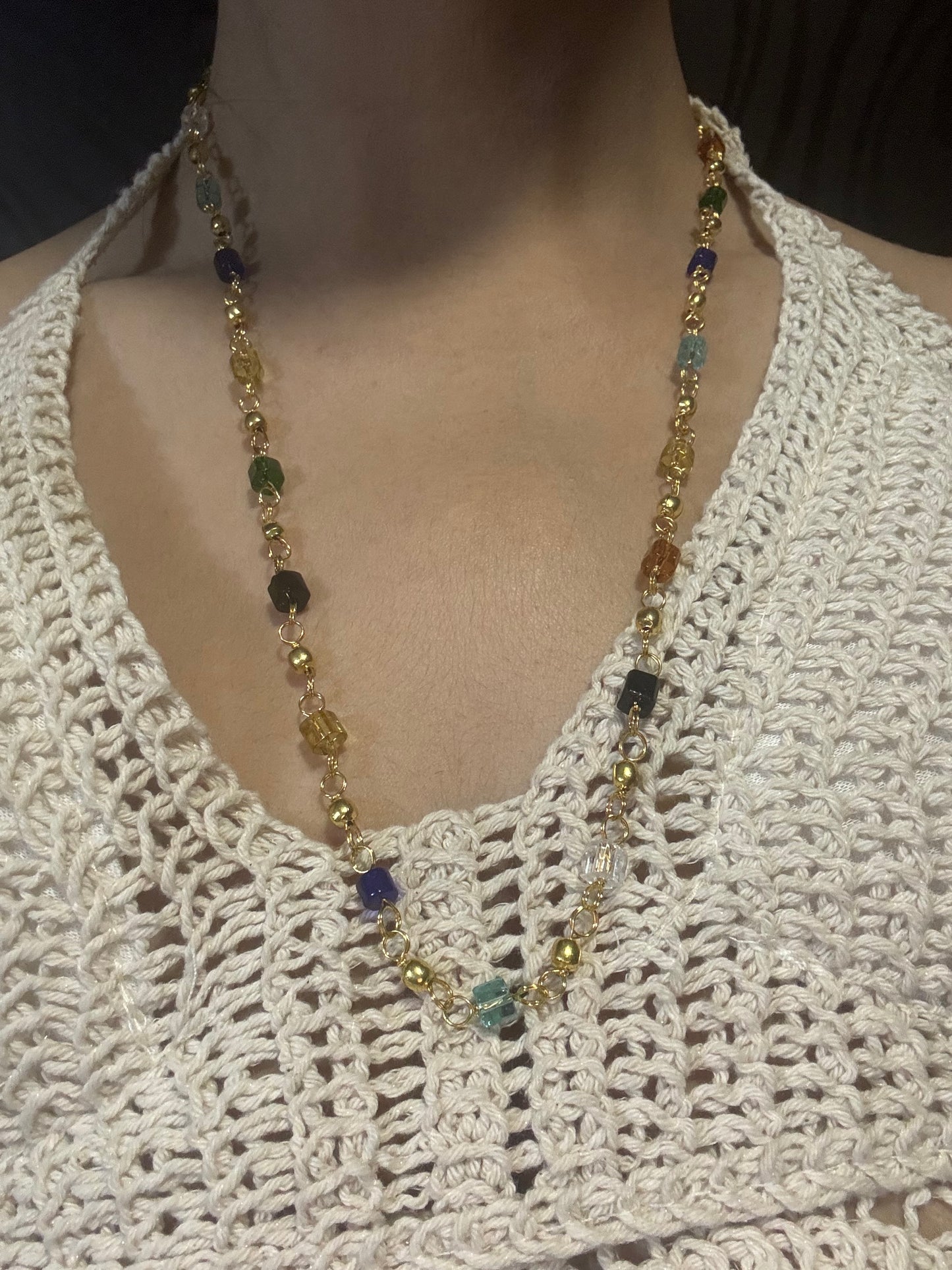 MULTICOLOUR BEADS CHAIN