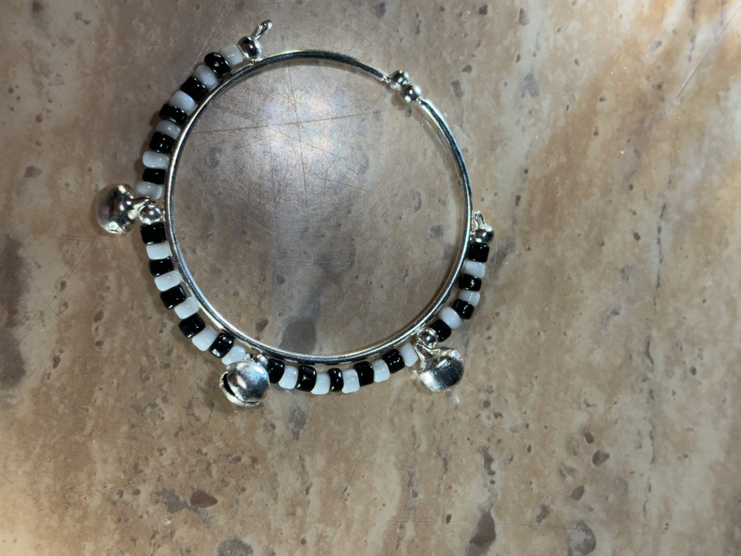 WHITE AND BLACK BEADS BRACELATE FOR KIDS