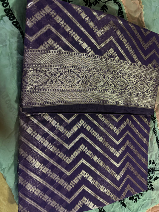 PURPLE BACKGROUND ZAREE WORK PATTERN IN WHOLE SAREE