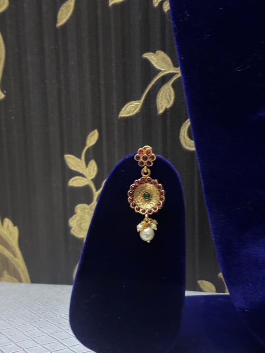 traditional design necklace 3