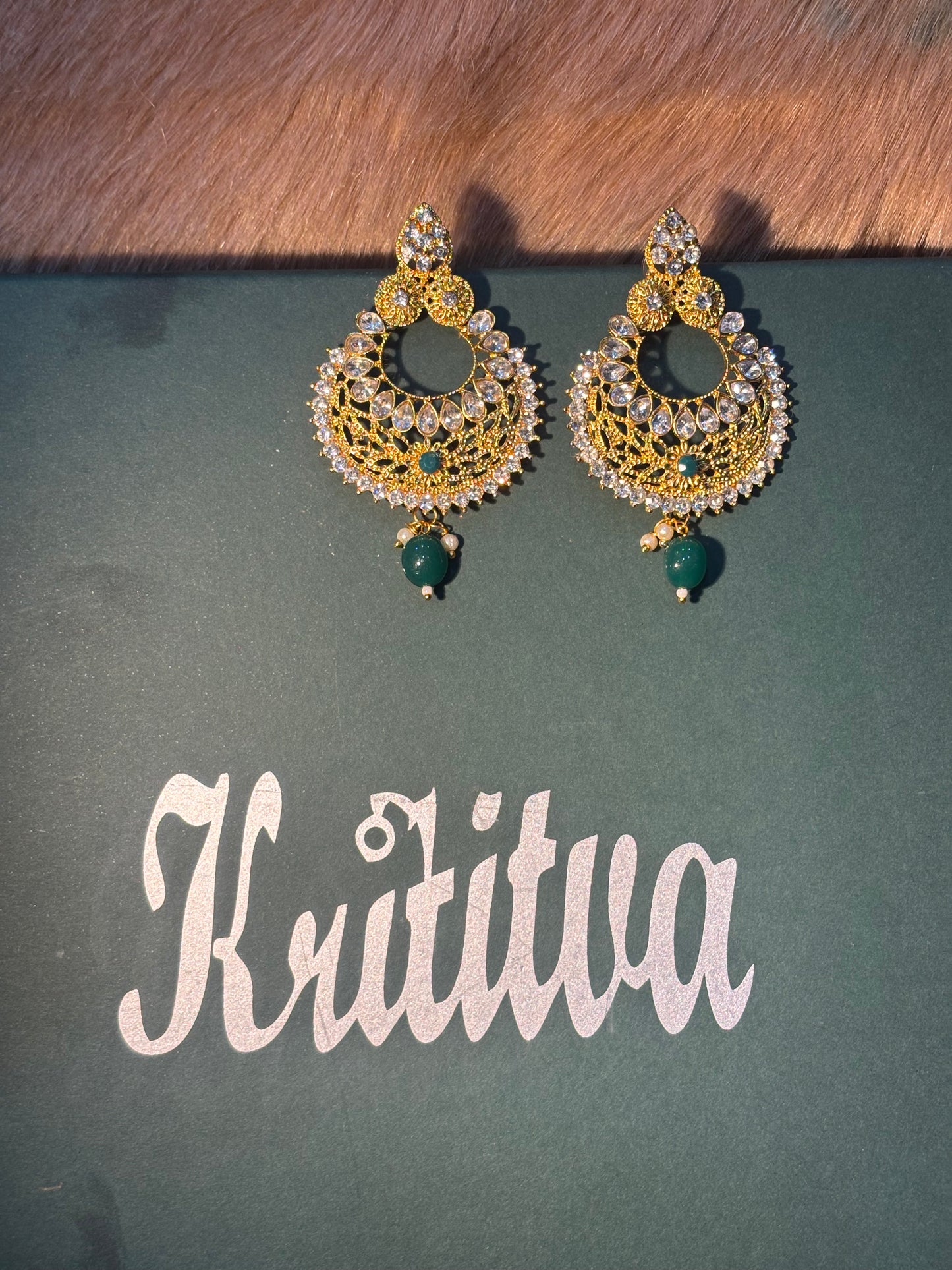 CRAFTED WITH STYLE HEAVY ,GREEN AND SILVER STONE TRADITIONAL  NECKLACE SET
