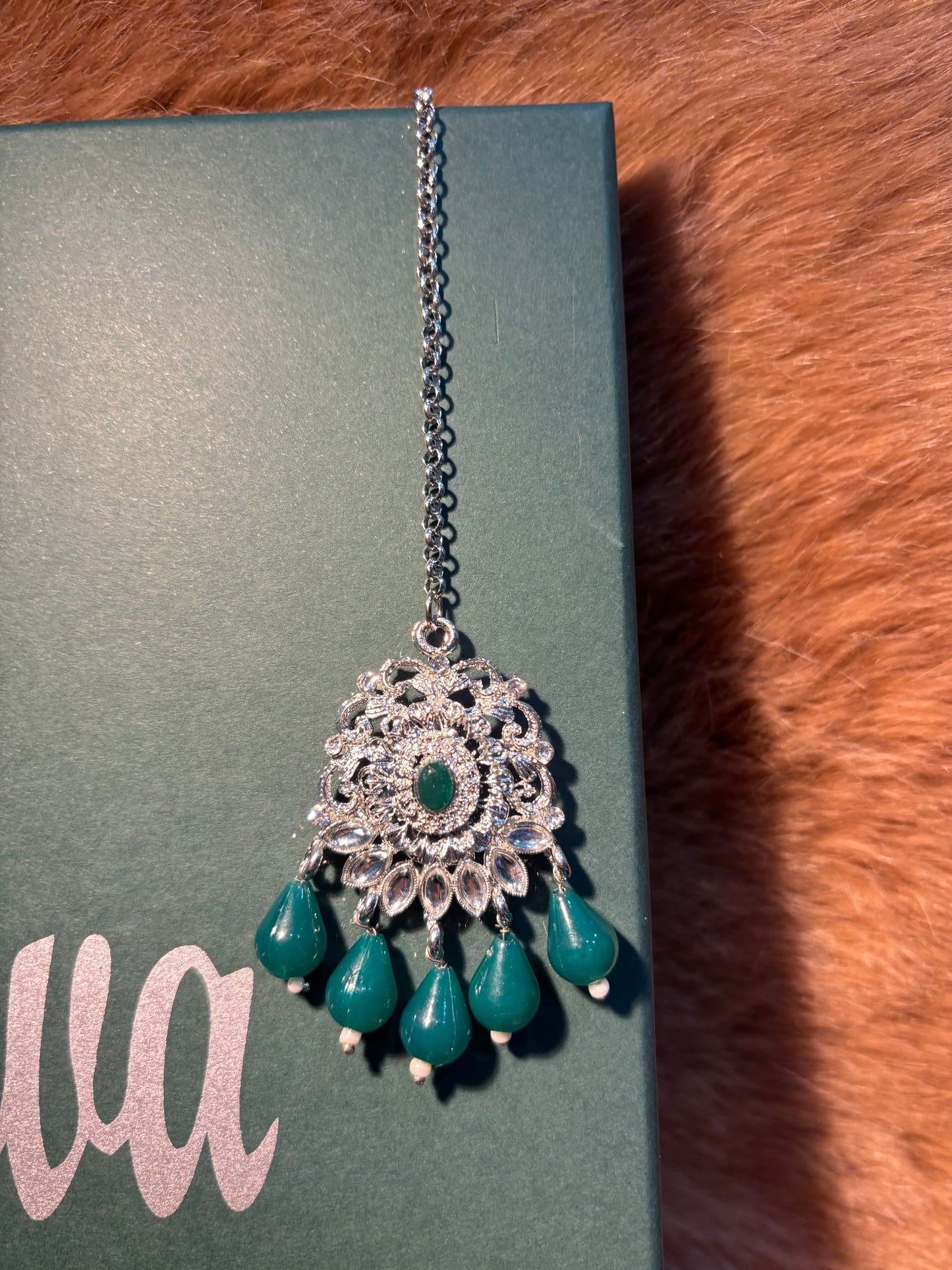 GREEN AND SILVER STONE WITH  GREEN HANGING BEADS CHOKAR SET