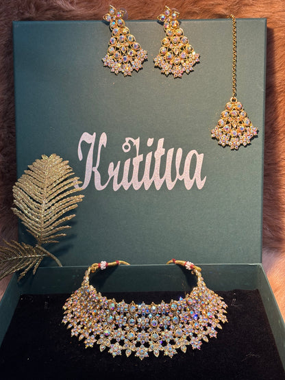 BEAUTIFUL GOLDEN SILVER FUSION STONE CHOKER SET