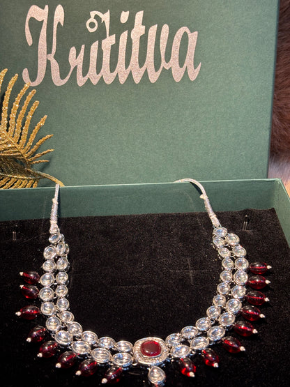 ENCHANTING AND ROYAL ,  RUBY STONE NECKLACE SET .