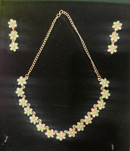MAGNIFICENT FLORAL DESIGNED FLAMINGO PINK AND GREEN NECKLACE SET