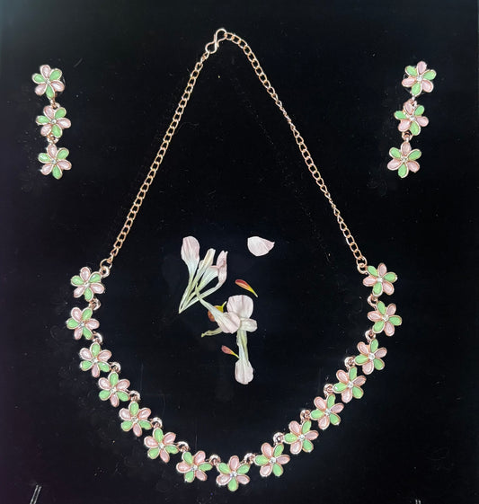 MAGNIFICENT FLORAL DESIGNED FLAMINGO PINK AND GREEN NECKLACE SET