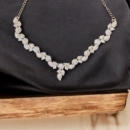 BEAUTIFULLY DESIGNED ROSE GOLD NECKLACE SET