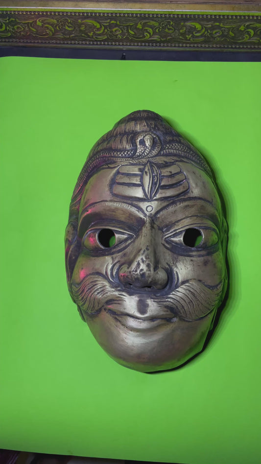 Z .ANTIQUE FORM BRASS MIX METAL MASK